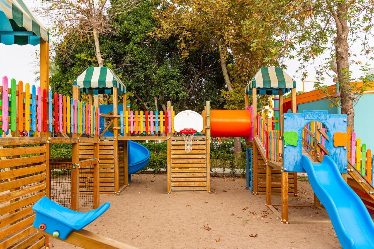 Ic Hotels Green Palace - Kids Concept Antalya Kültér fotó Playground in the park