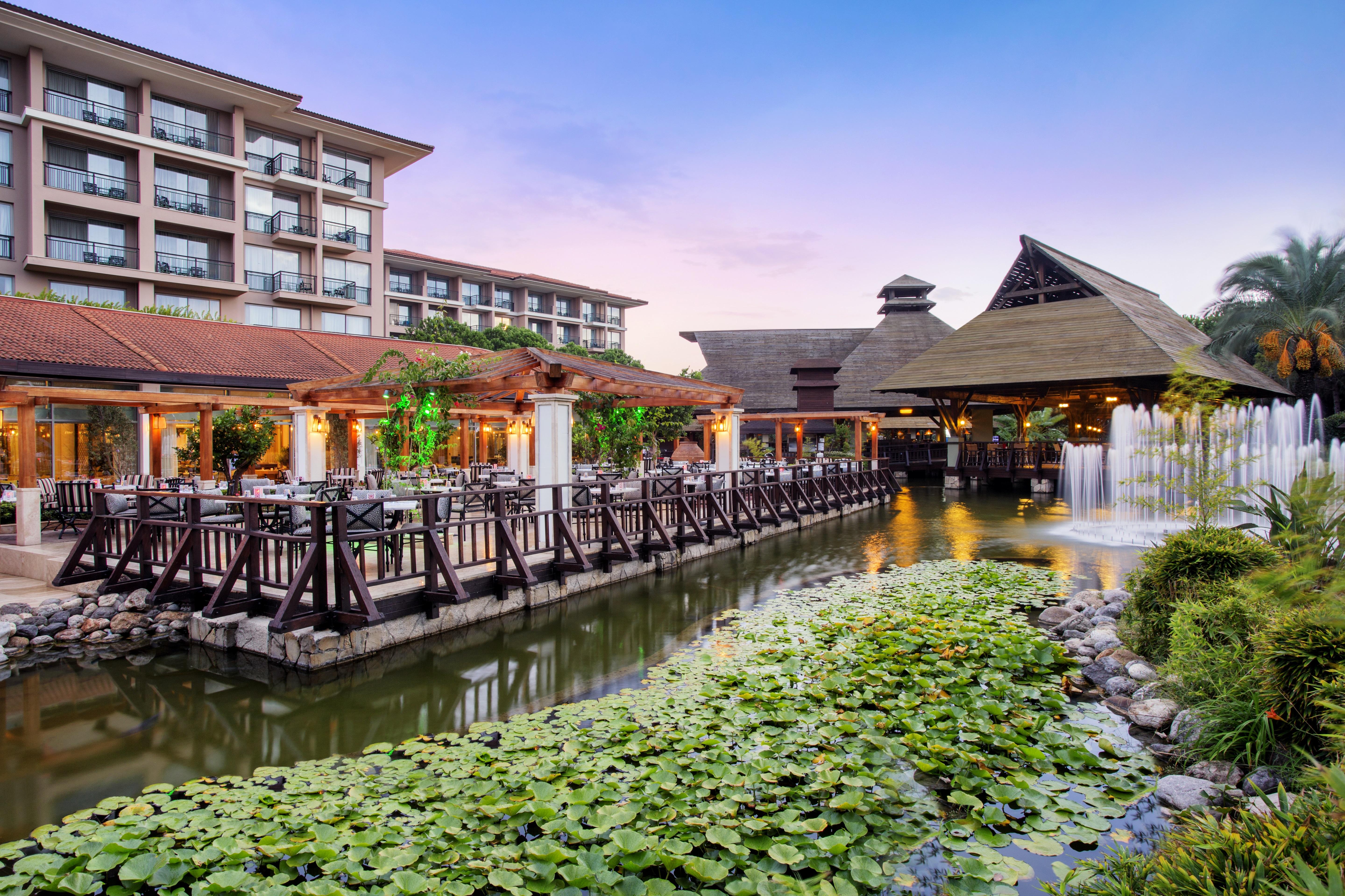 Ic Hotels Green Palace - Kids Concept Antalya Kültér fotó The Royal Thai Cuisine Restaurant